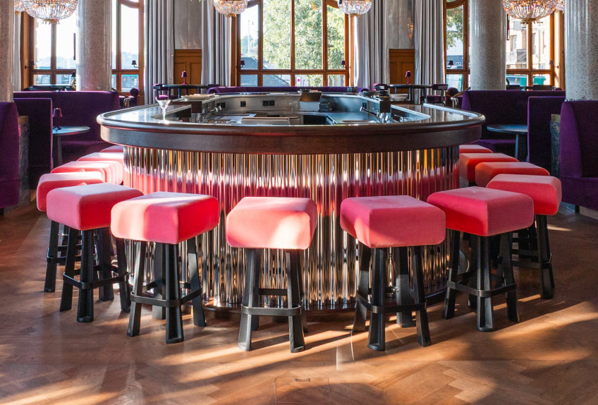 Wellblech-Verkleidung für Restaurant Banks in Basel